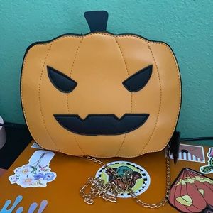 Jack-o-lantern themed handbag